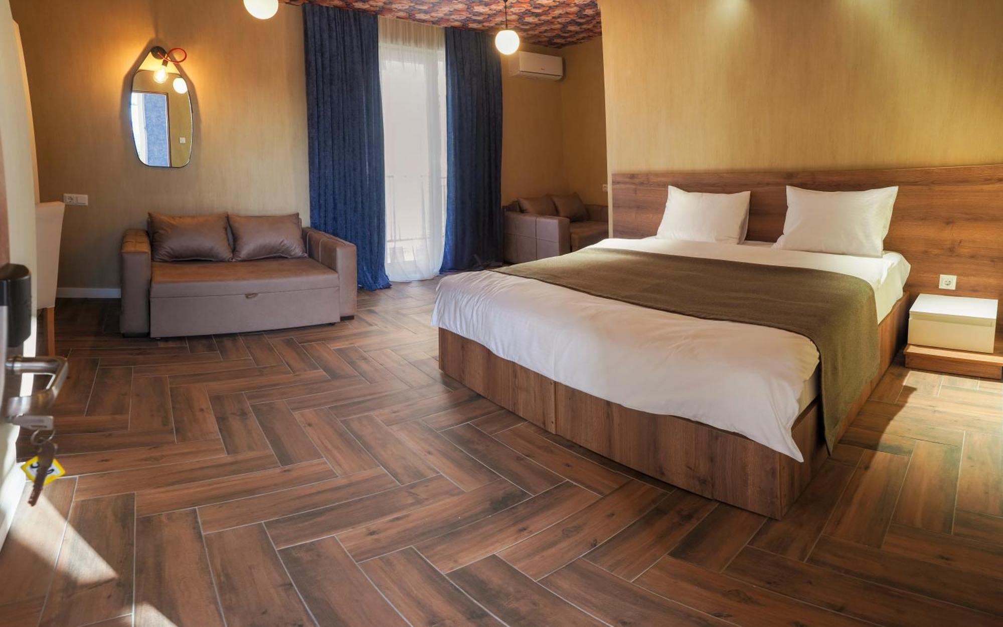 Hotel Hills In Old Tbilisi Buitenkant foto