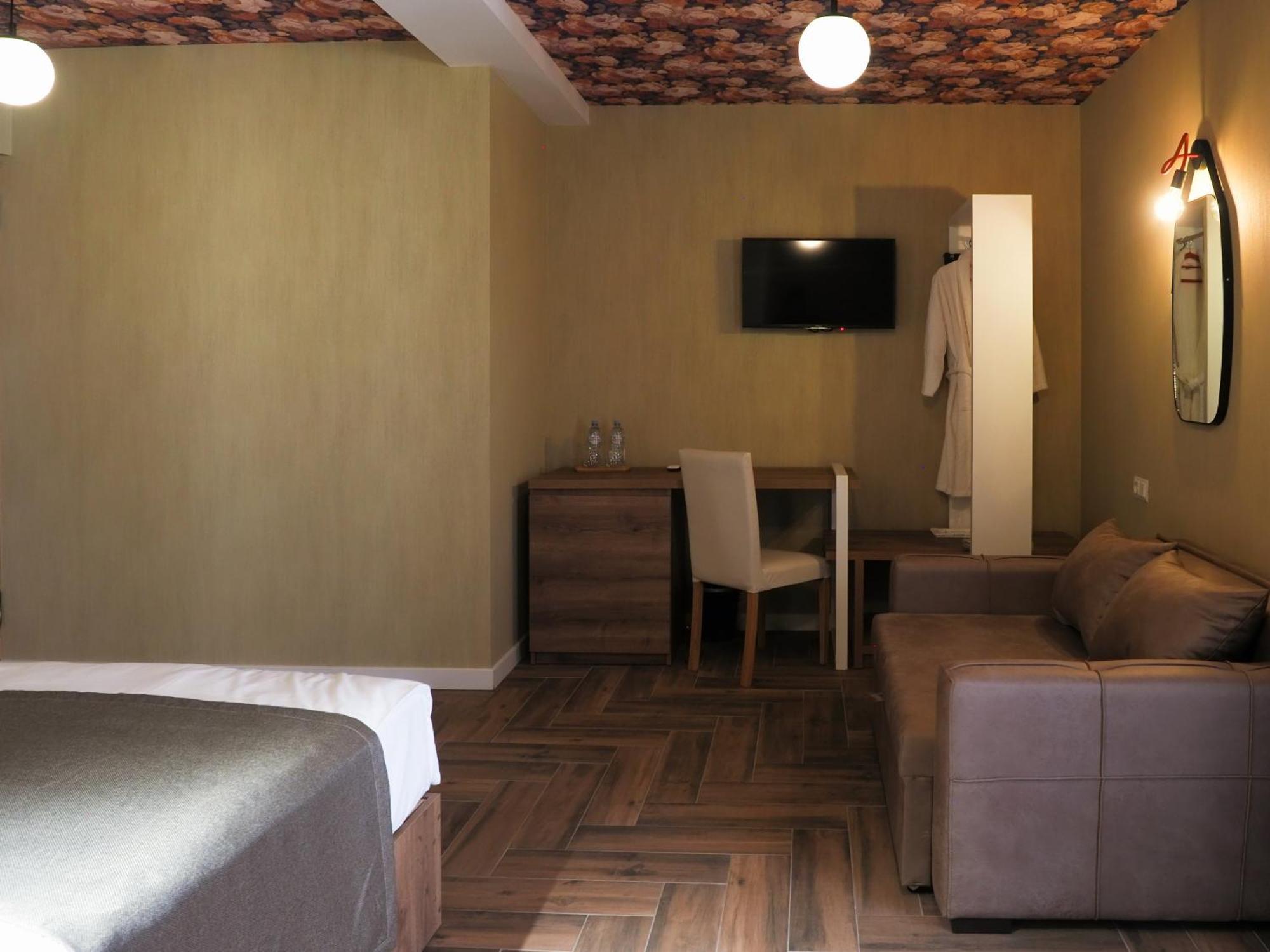 Hotel Hills In Old Tbilisi Buitenkant foto