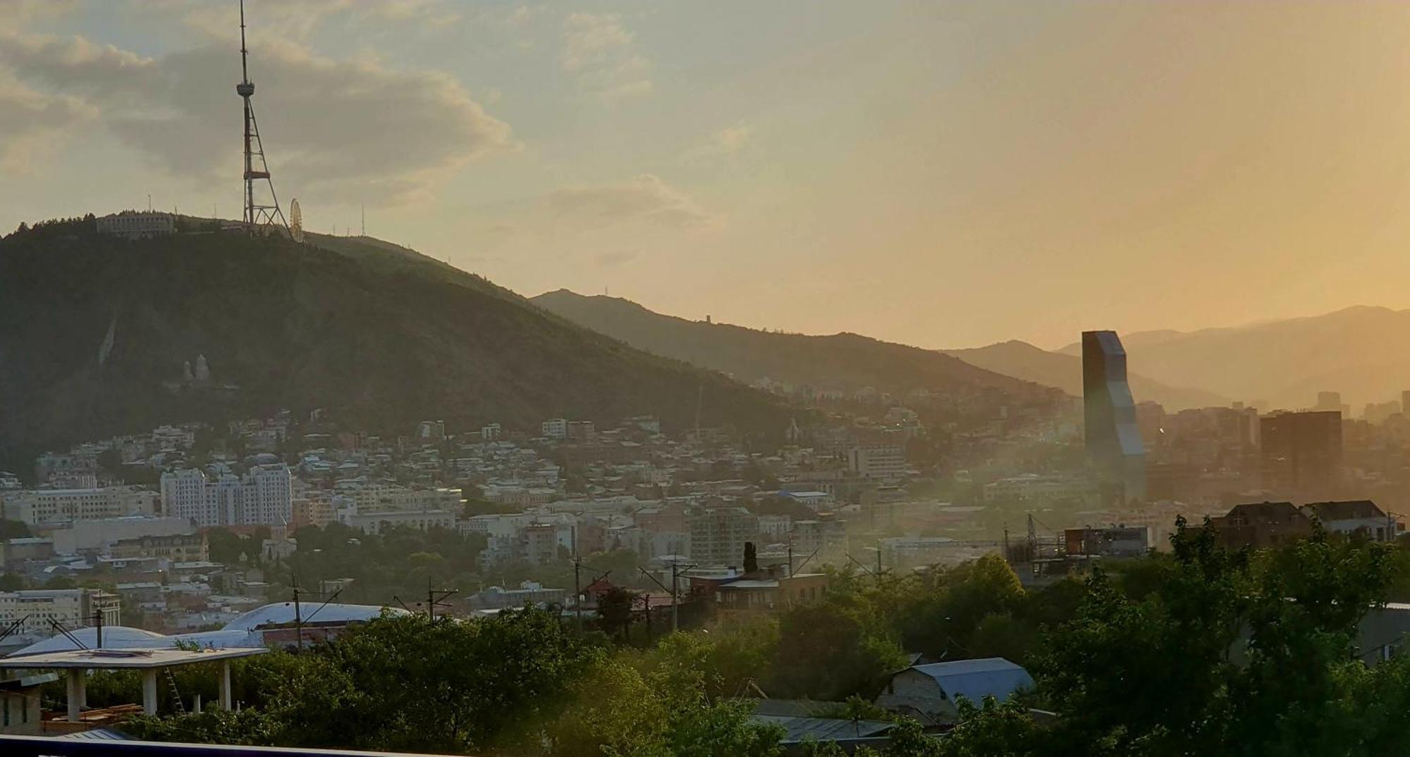 Hotel Hills In Old Tbilisi Buitenkant foto