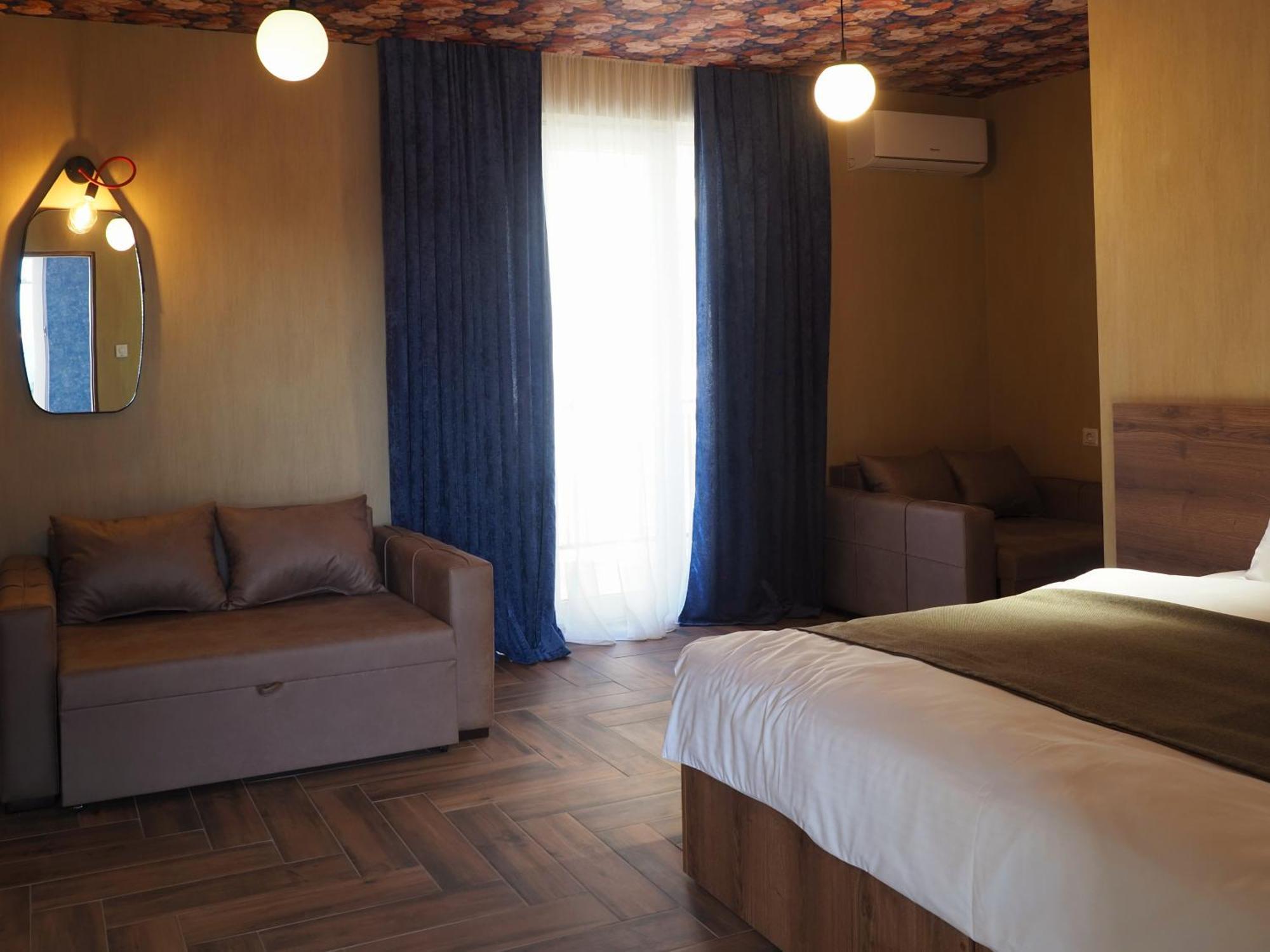Hotel Hills In Old Tbilisi Buitenkant foto