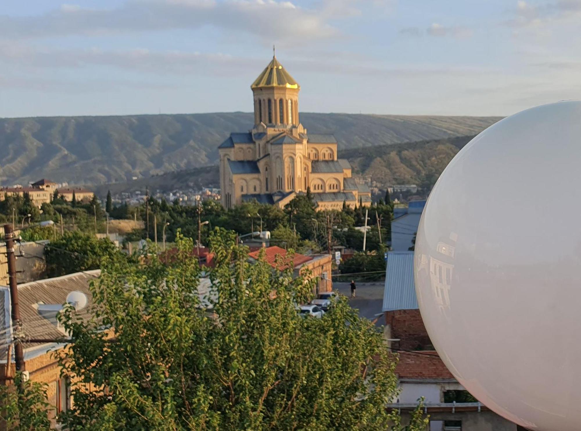 Hotel Hills In Old Tbilisi Buitenkant foto
